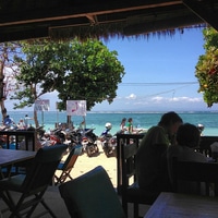 lunch at the beach. for maybe the 2nd last time here :(