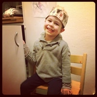 king for a day. http://open.spotify.com/track/1rnFEapE38u5E8Chv49Jpa