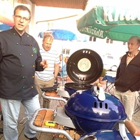 learning to bbq with the master :)