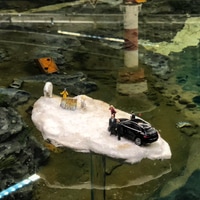 Greta was also there.